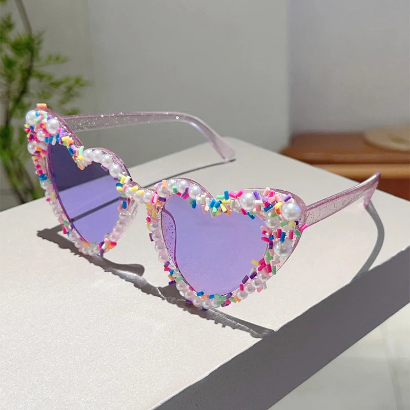 Pearl Heart Sunglasses — Gradient Y2K Festival & Holiday Shades